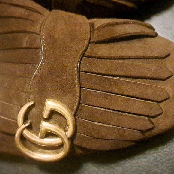 Closet clearance - Picture 14 of 16